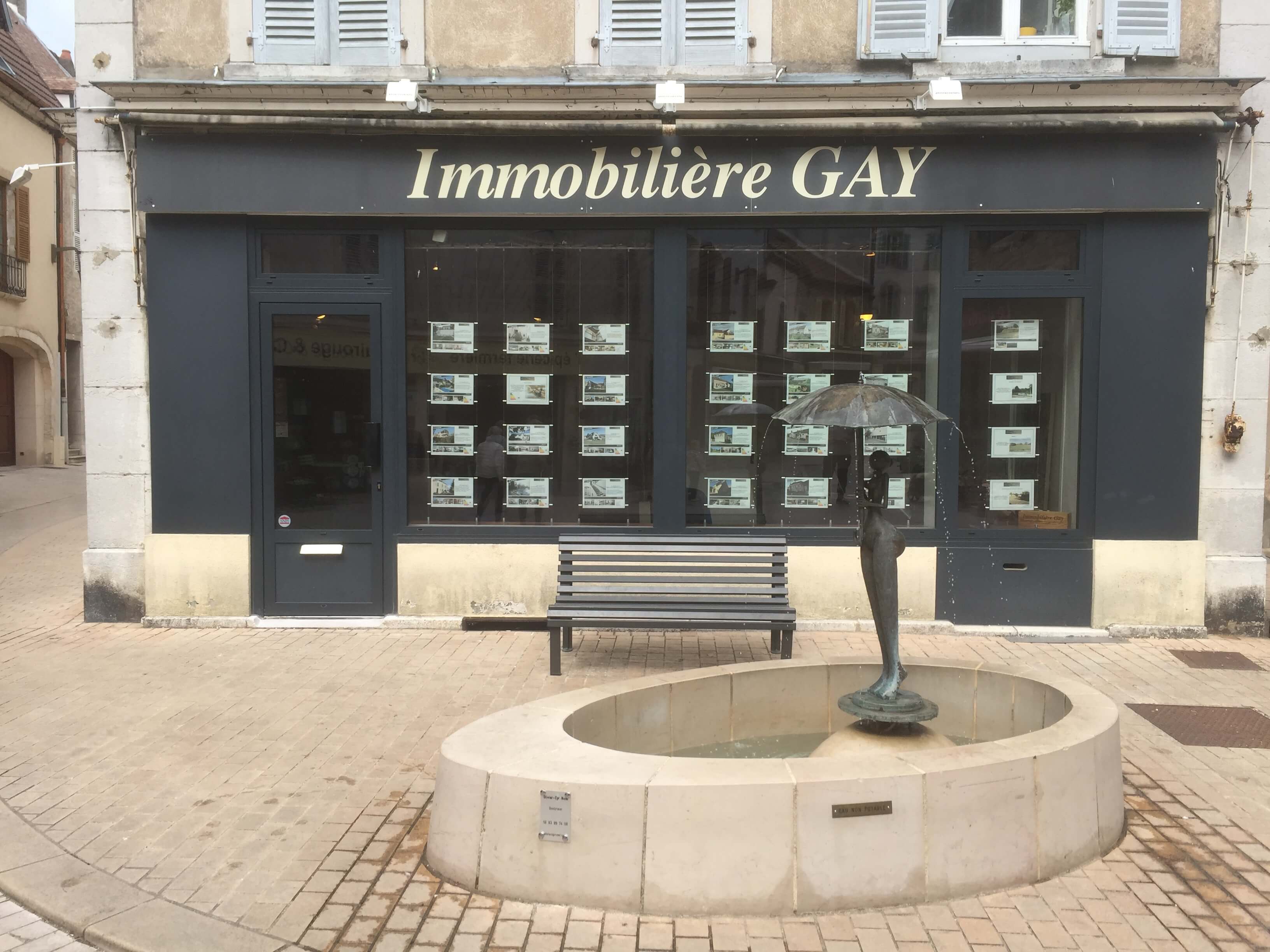 dijon rencontre gay à Villeneuve-Saint-Georges